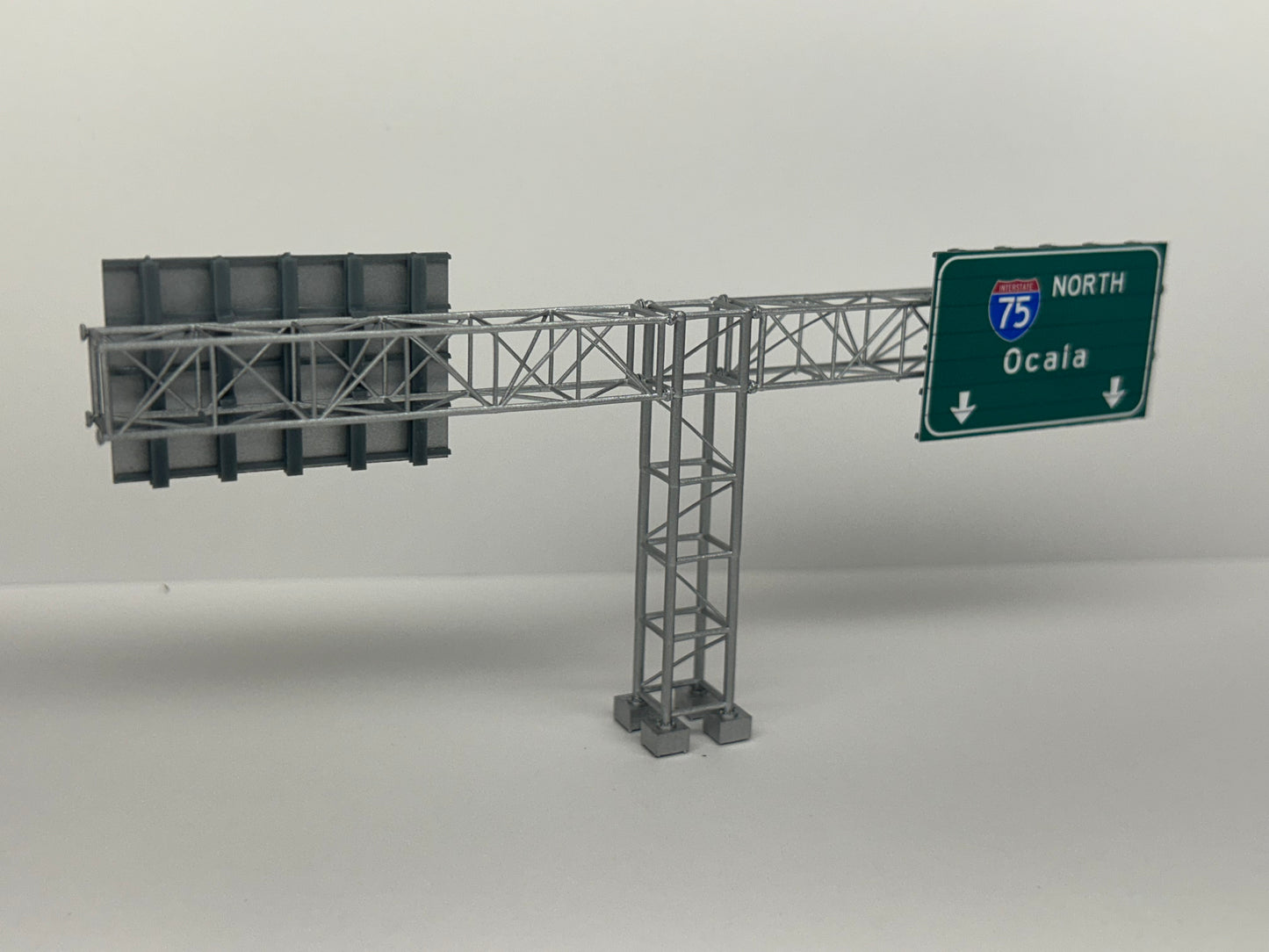 š” Highway Cantilever