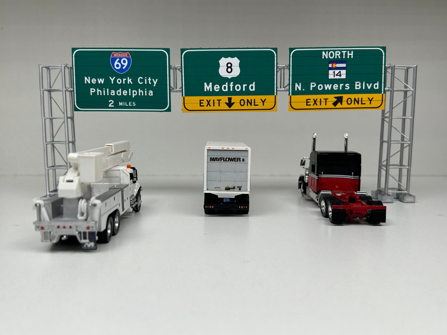 š¢ Highway Cantilever