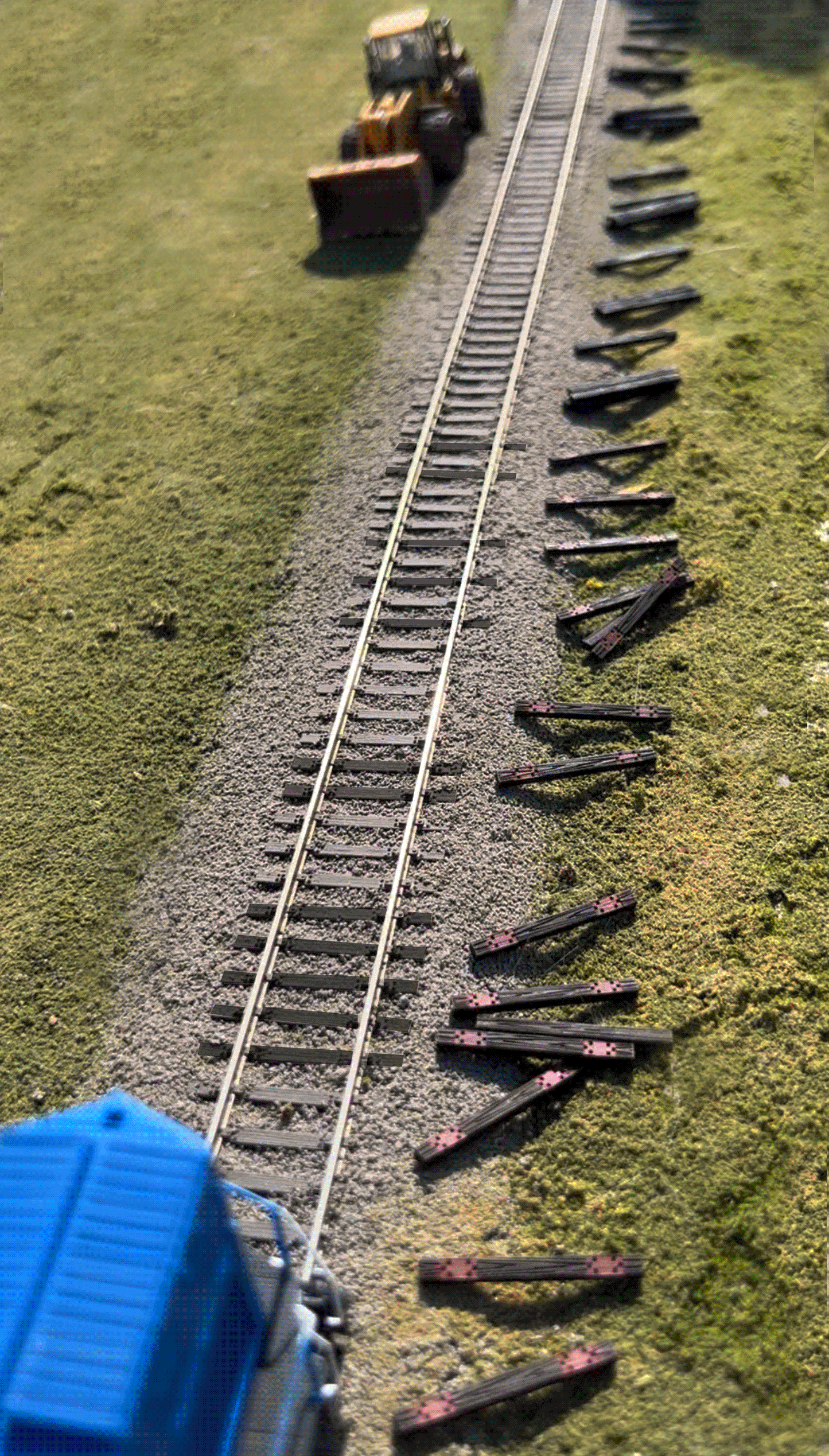 🟢 Railroad Ties - Old Dark