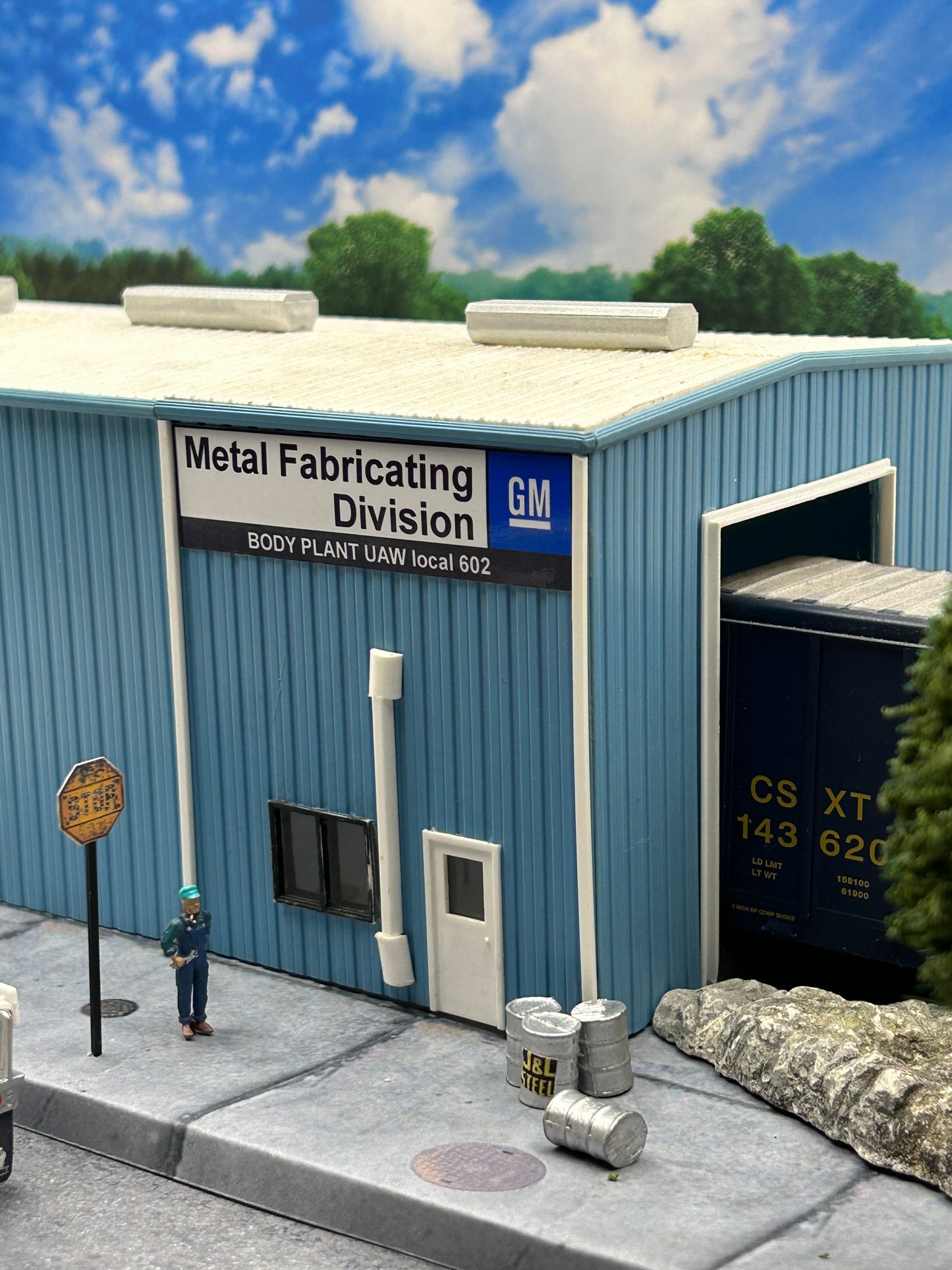 🟢 Metal Fabricating Division