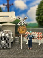 HO-2203-v2 / Lt. Rust Crossbuck + Old Stop Sign