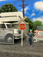 HO-2205-v3 / Weathered Crossbuck + Stop Sign