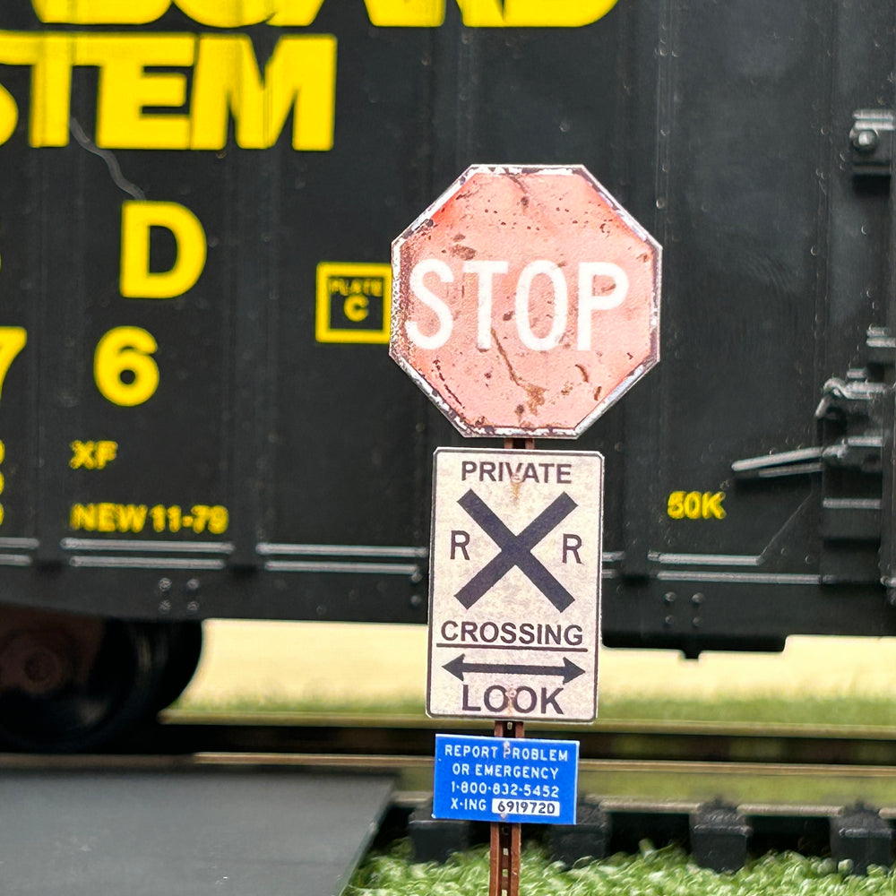 
                      
                        🟠 Private Railroad Crossing + ID Weathered
                      
                    