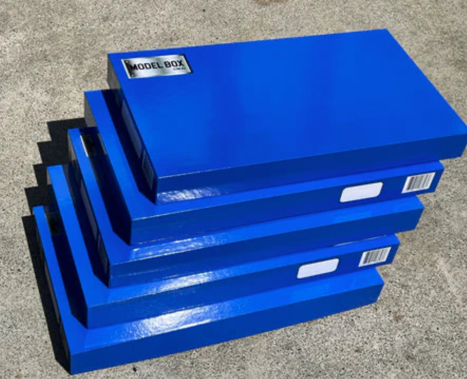P6x5 / Five Blue Box