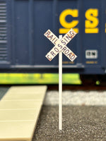 HO-2006-C / White Railroad Crossbuck Lite Rust