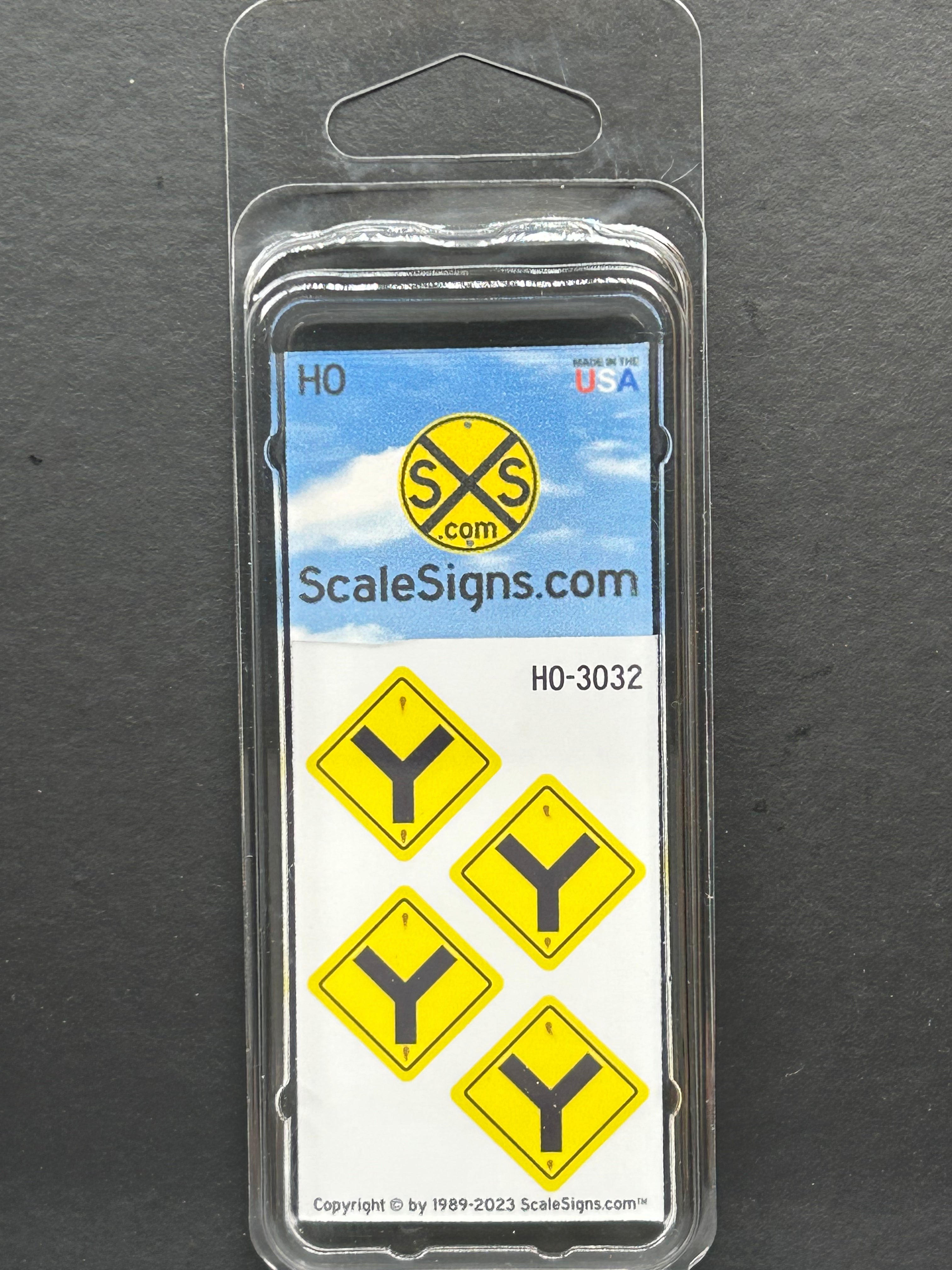 1:87 HO Scale model signs. – ScaleSigns.com