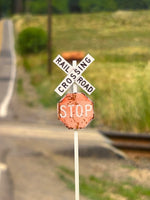 HO-2206-v1 / Crossbuck + Stop Sign