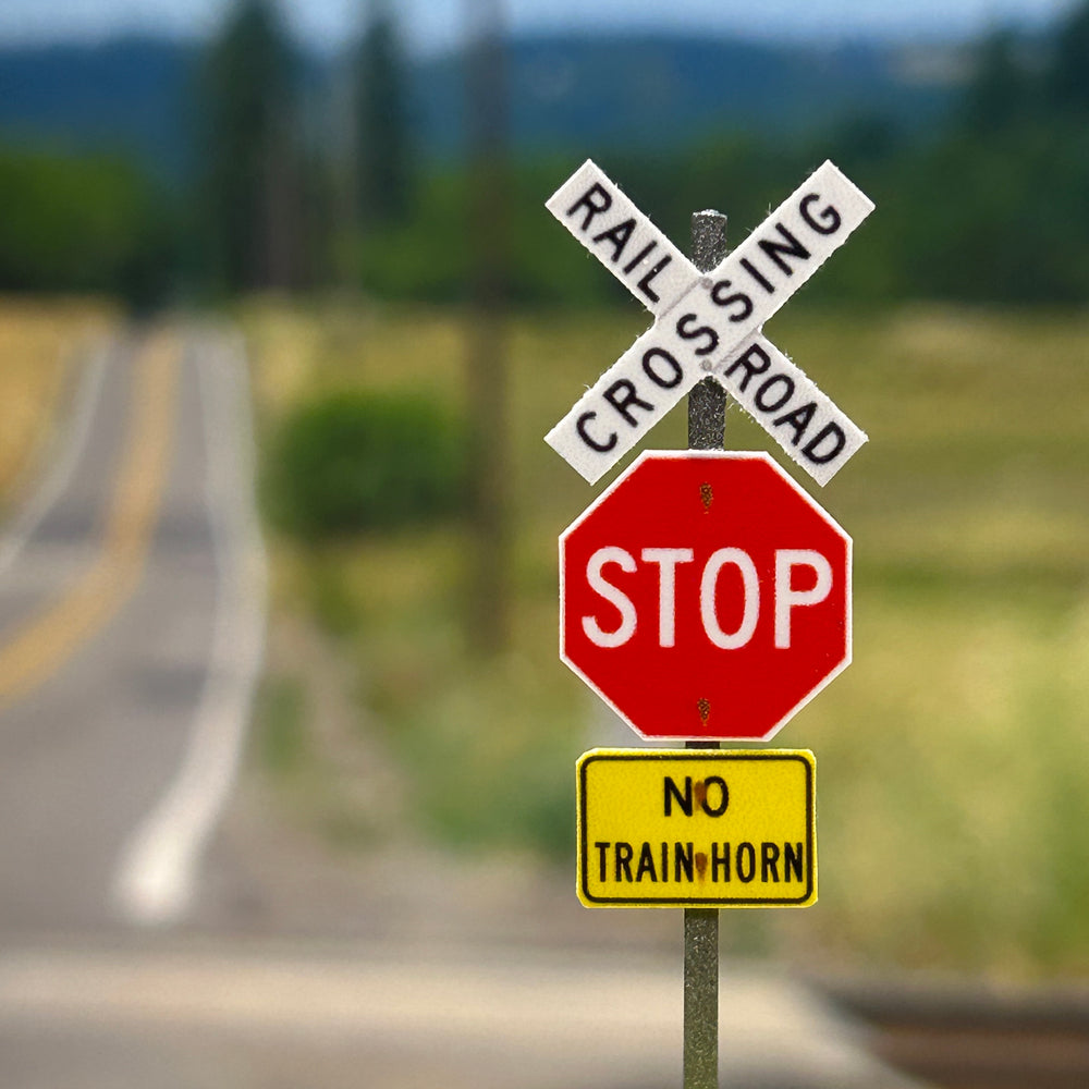 
                      
                        🟢 Crossbuck + Stop + No Train Horn
                      
                    