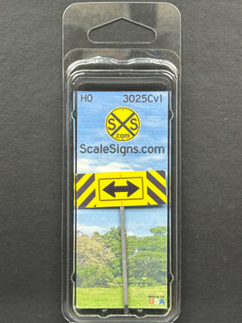 HO-3025-C-v1 / Large 2 Arrow with Strips