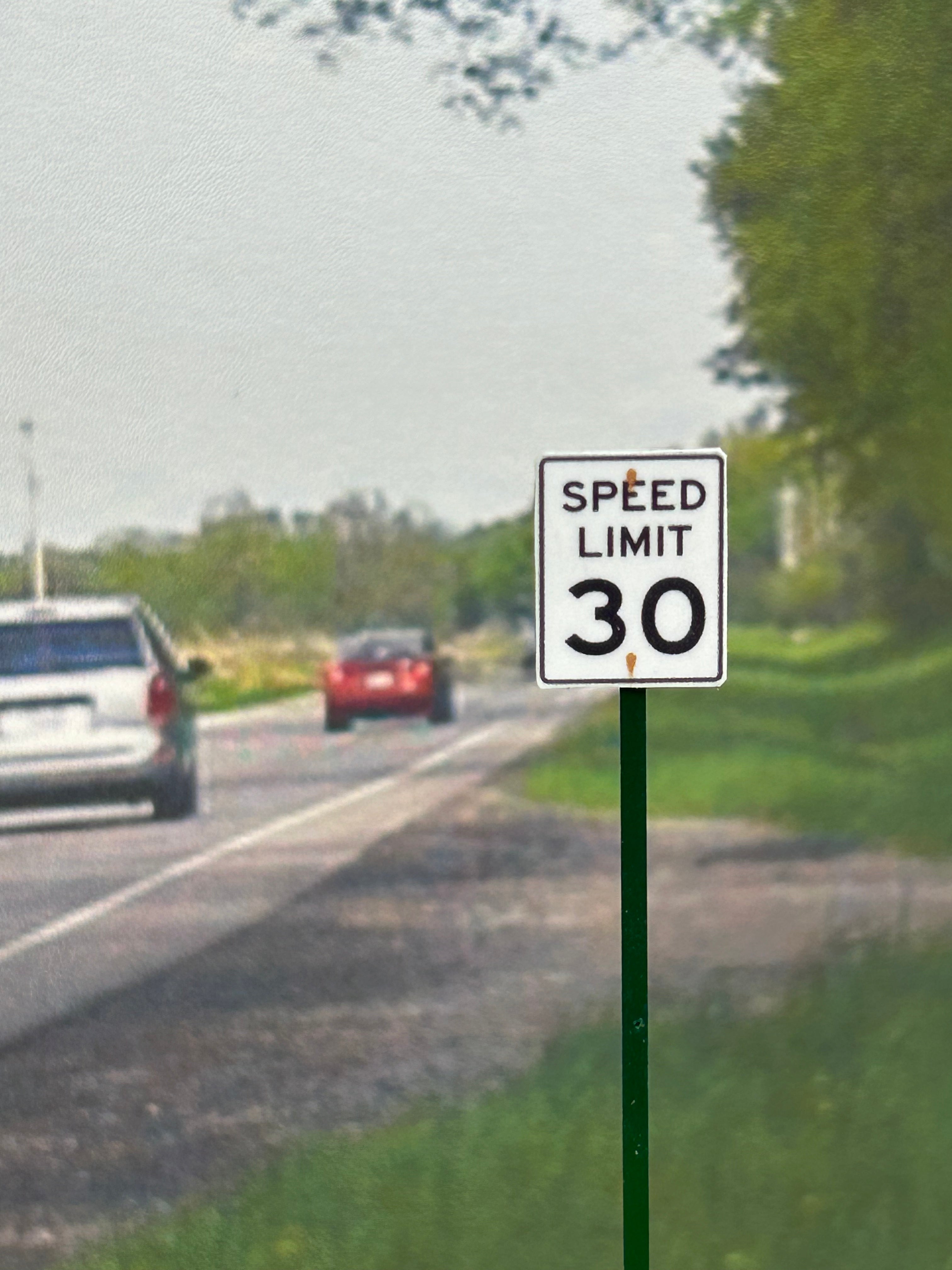 Scale Detailed Model Street and Railroad Signs in 1:87 HO Scale ...